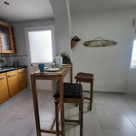Ocean View Apartment *